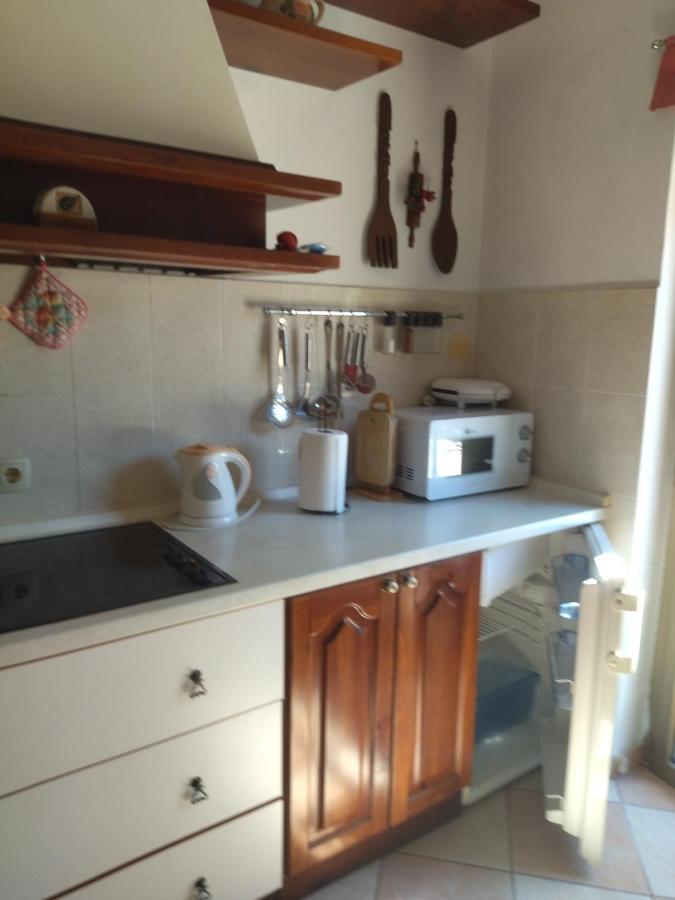 Apartment Tuja Jadrtovac Buitenkant foto