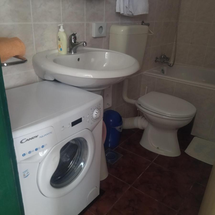 Apartment Tuja Jadrtovac Buitenkant foto