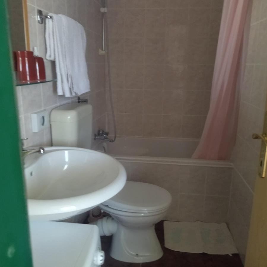 Apartment Tuja Jadrtovac Buitenkant foto